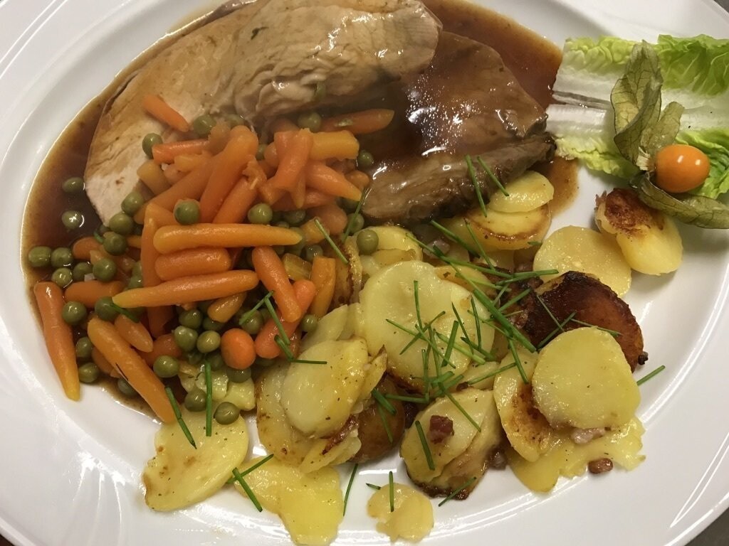 Schweinebraten*