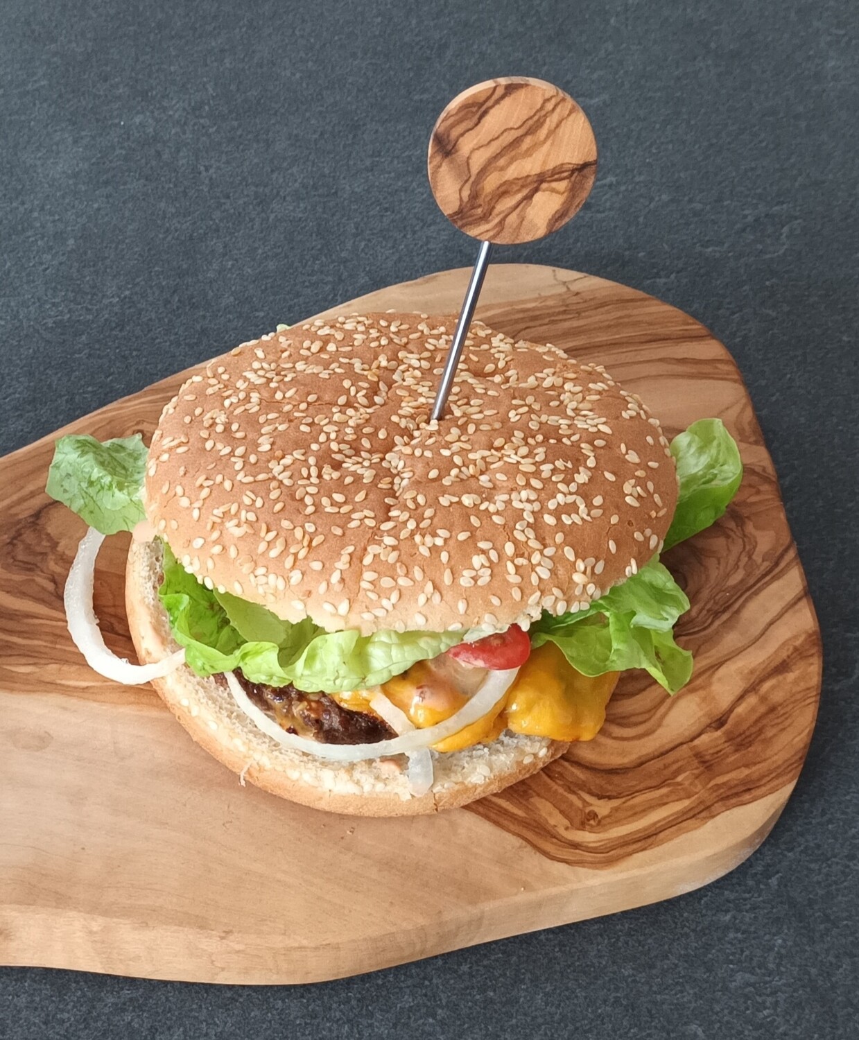 Olivenholz Burgerspieß ca. 12cm Edelstahl mit Griff aus Olivenholz