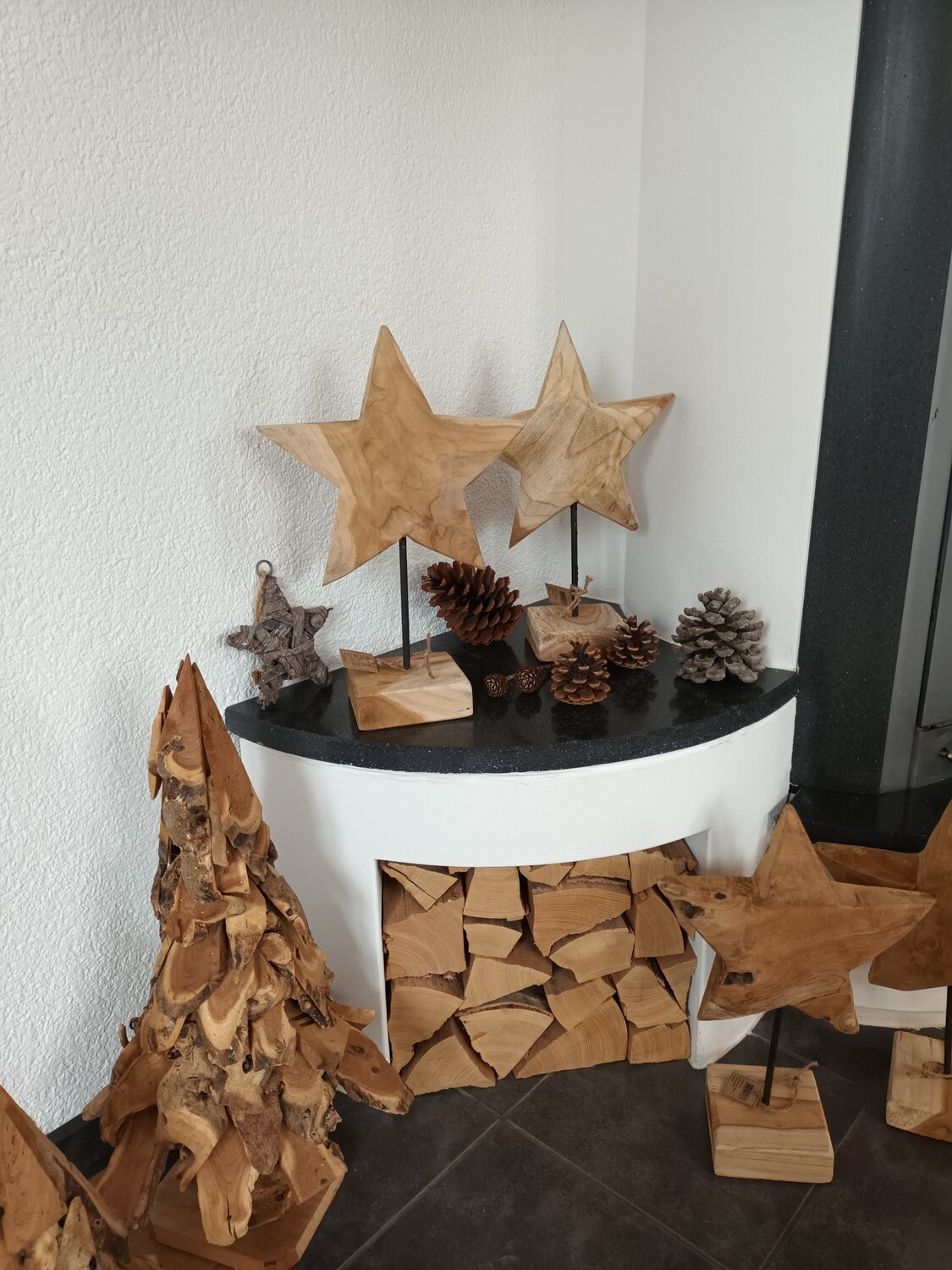 Stern mit Holzfuß 40cm
