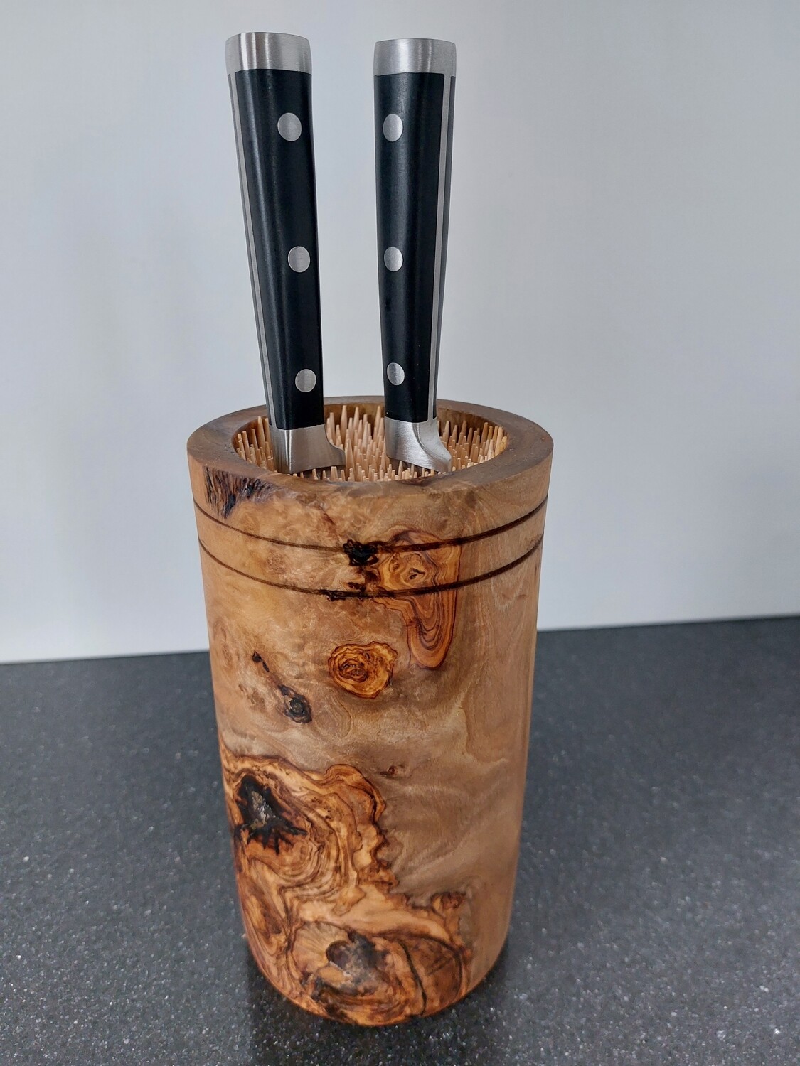 Messerhalter Olivenholz Rund