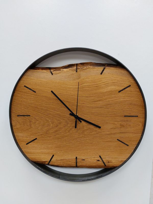 Wanduhr 10 Eiche 45cm Wanduhr 10 Eiche 45cm