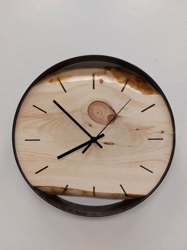 Wanduhr 11 Zirbe 35cm Wanduhr 11 Zirbe 35cm