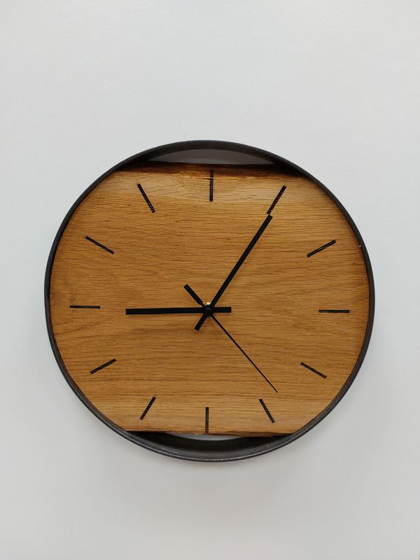 Wanduhr 9 Eiche 35cm Wanduhr 9 Eiche 35cm