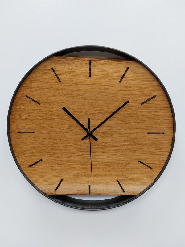 Wanduhr 12 Eiche 40cm Wanduhr 12 Eiche 40cm