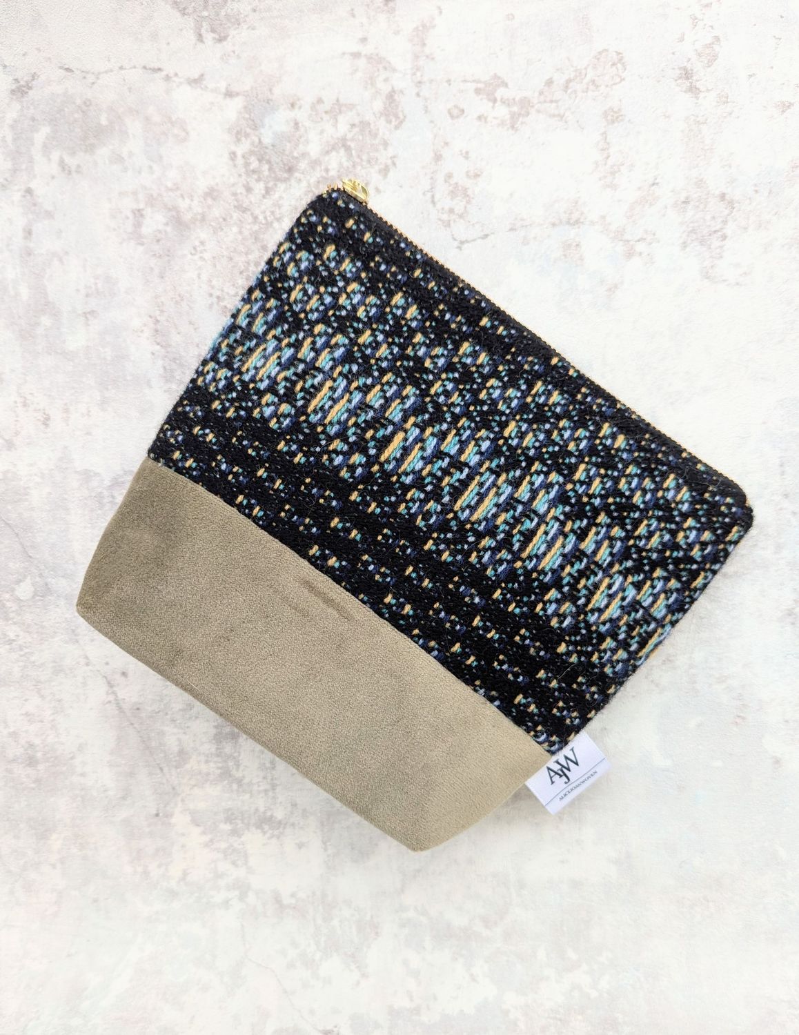 Medium Pouch | Space Collection