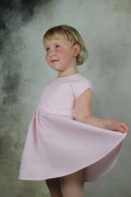Eiweny Kleid mit Tellerrock rosa