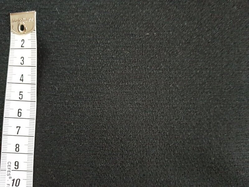 Mantel oder Jackenstoff 100% Wolle schwarz Mantel oder Jackenstoff 100% Wolle schwarz