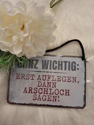 Blechschild mit Kordel