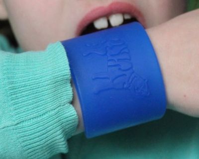 Chewable Tactile Tiger Armband – Blue by Sensory University® Chewable Tactile Tiger Armband – Blue by Sensory University®