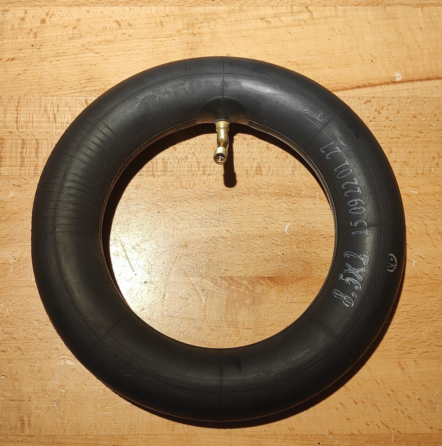 8.5x2&quot; Tube 90 degree for 8.5x3 tyre (60 degree tilt)
