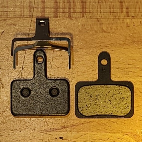 Shimano B01S/M315 Brake Pad, Compound: Resin Semi-Metal