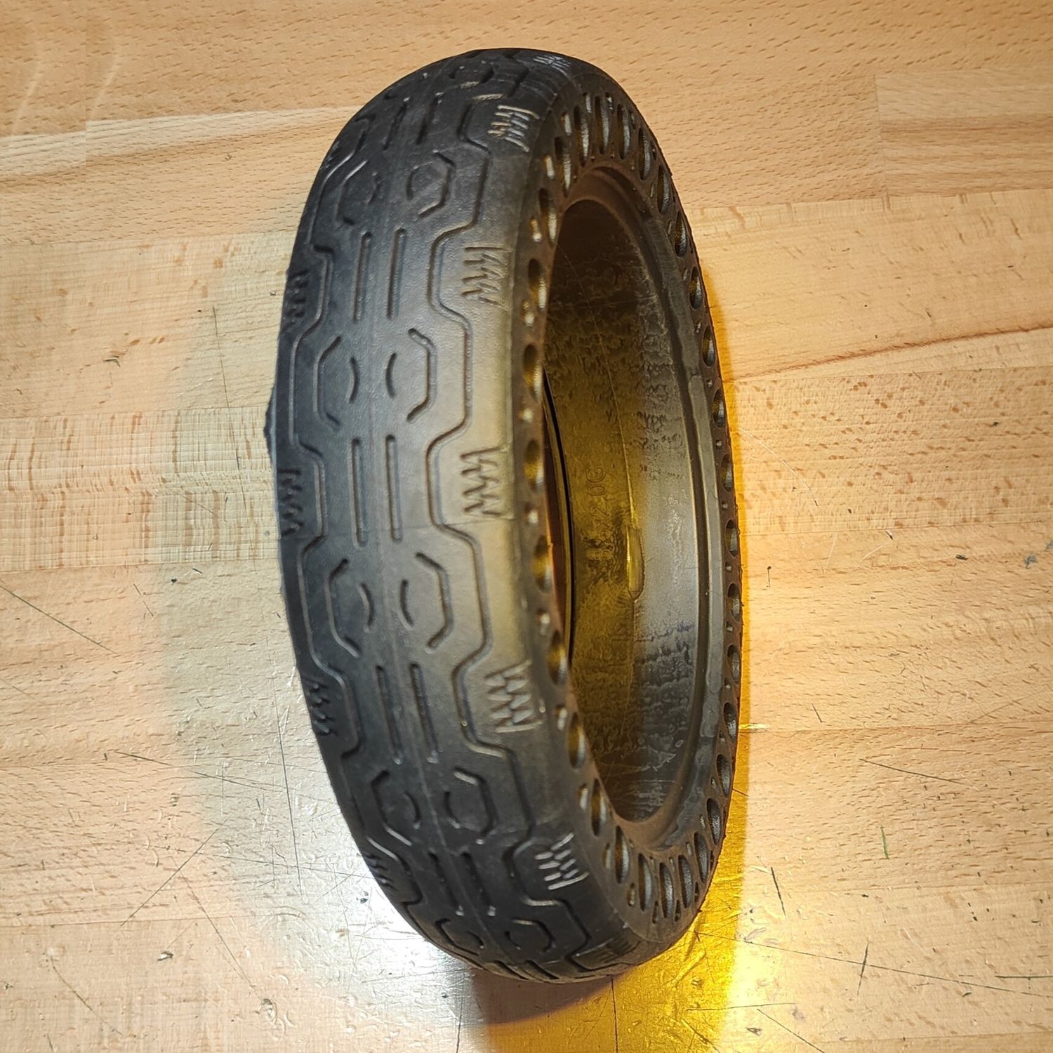 8.5x2 (8.5&quot;) Solid Honeycomb Tyre for 6&quot; rim (suit Blade Q)
