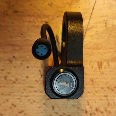 VSETT Horn Switch (4-pin Blue Plug)