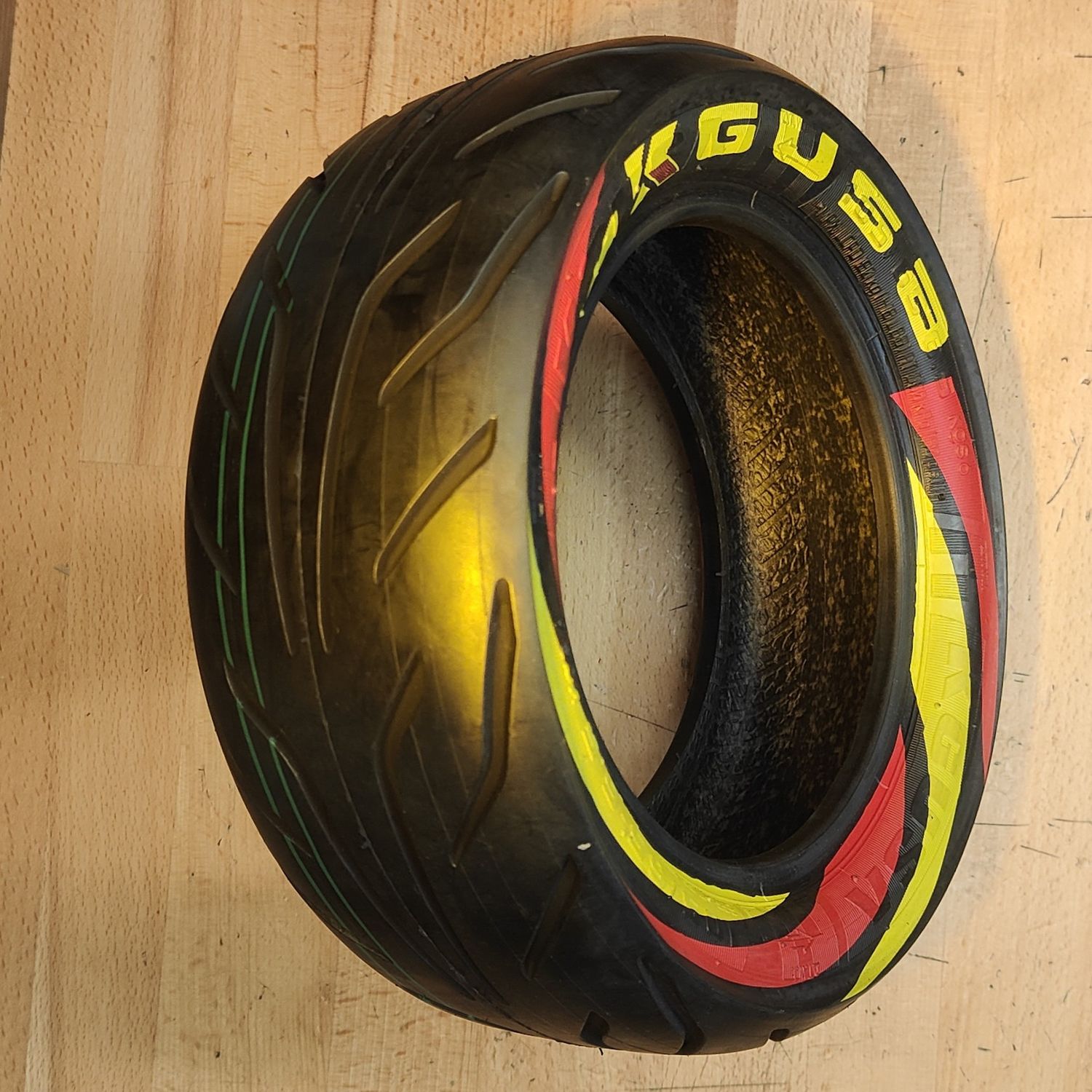 KGUSA 105/65-6.5 Road Tyre (tubeless) [DynoRoad | KGS6]