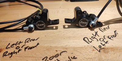 Zoom &quot;HB-875E&quot;  2-Piston Hydraulic Brake Calliper