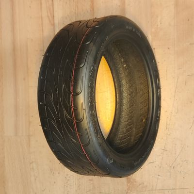 Yuanxing 70/65-6.5 {10x2.75-6.5} Road Tyre (tubeless) [YX-P318A]