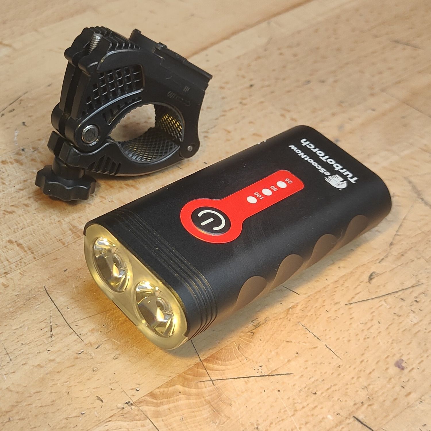 TurboTorch Casual 700/14Wh Headlight [Yaqi Y10]