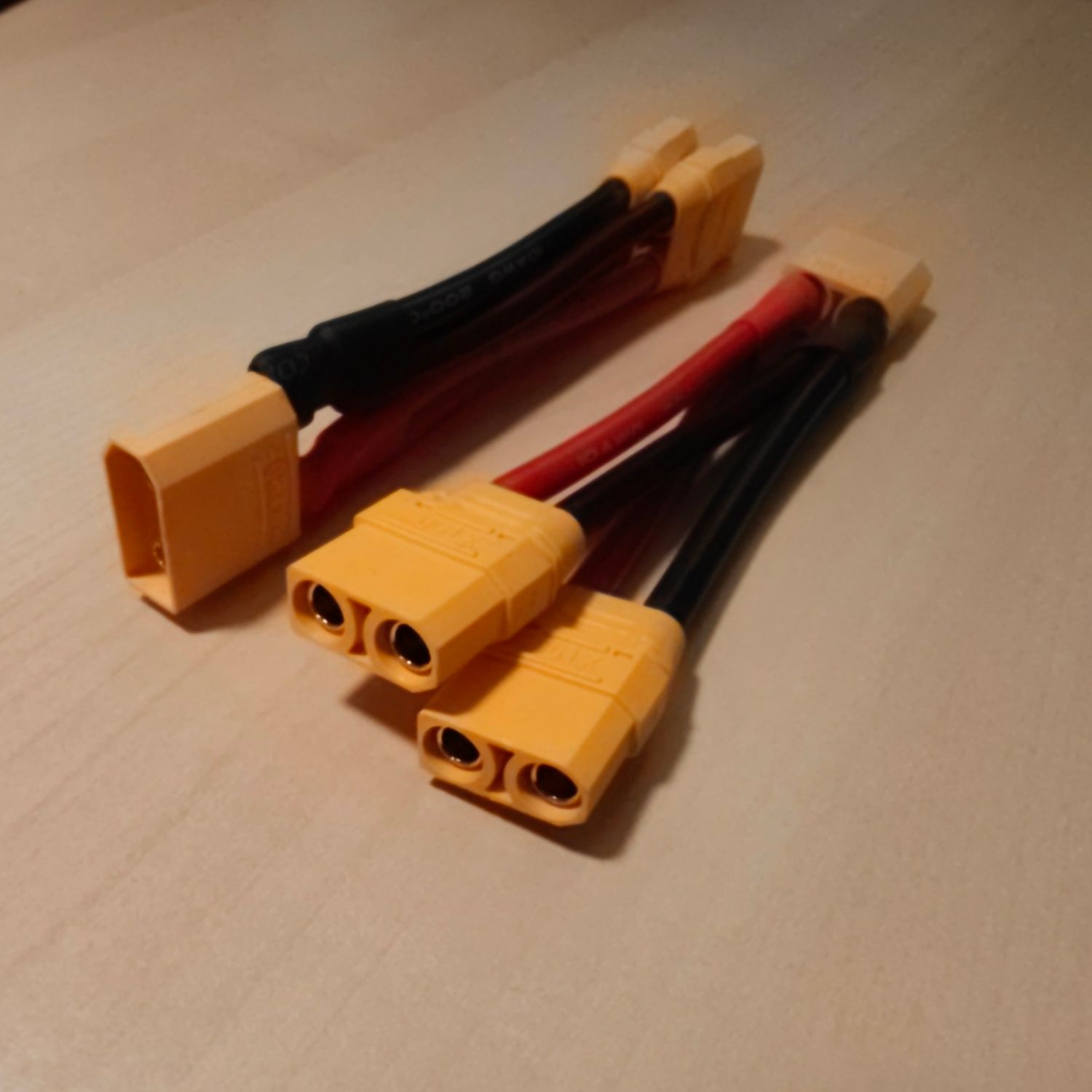 XT30 /  XT60 / XT90 Connectors, Prepared Leads, Splitters &amp; Adaptors, Variant: Y Splitter  XT90 1M - 2F 10cm  (10AWG)