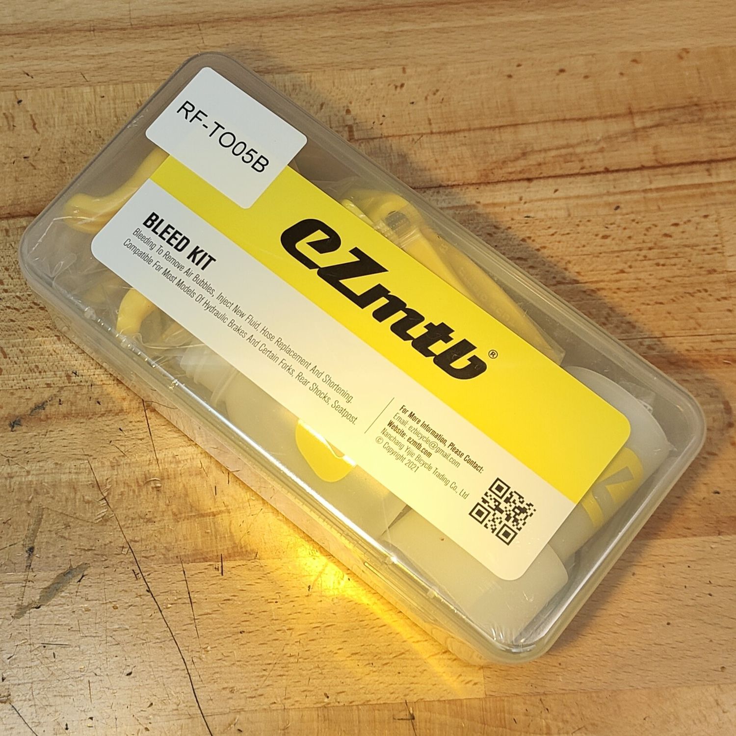 EZmtb Hydraulic Brake Bleed Kit, Case: Hard case