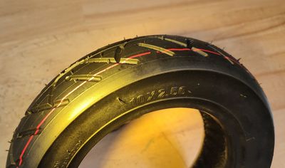 10x2.5 {-6} Tyre (tube type) [CST C-9336 | HY-202]
