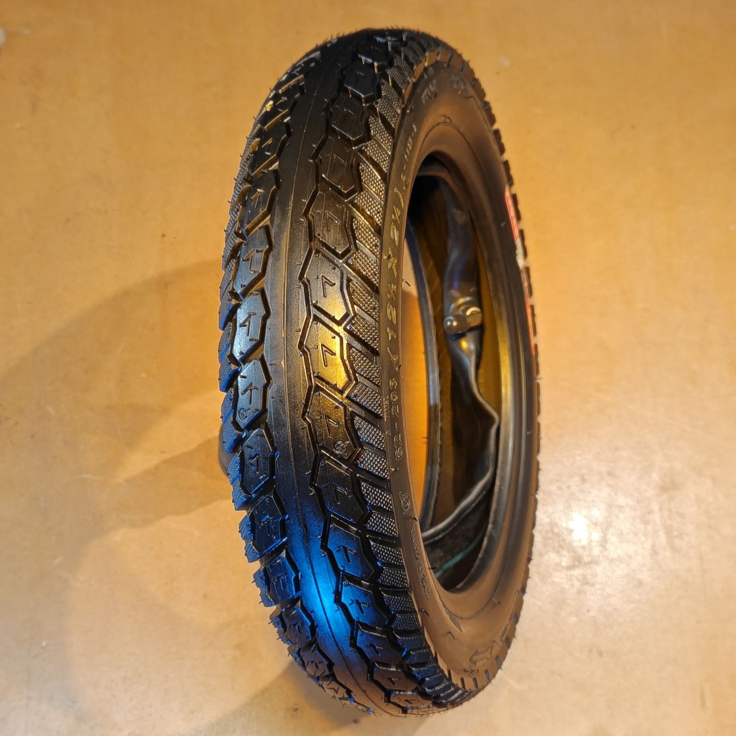 CST 12½x2¼ (62-203) {12.5x2.25 -8} Tyre (tubeless &amp; tube type) w/ Tube [C-1737]