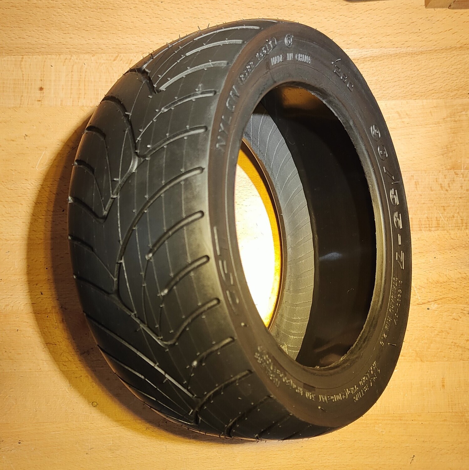 CST 90/55-7 Tyre (tubeless, SH) [CM580S/26C]