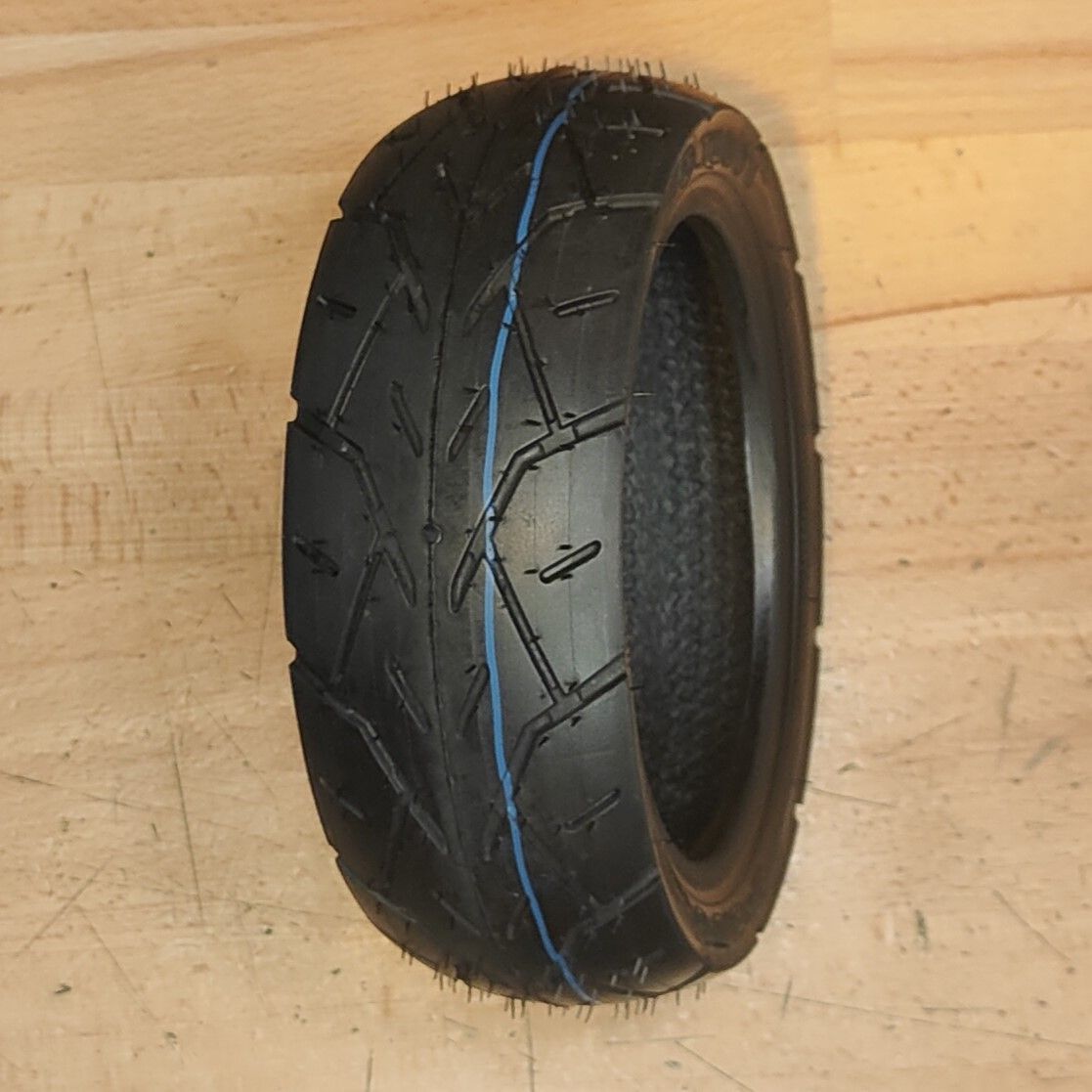 9x3.0-6 / 9x3.00-6 Road Tyre (tubeless) [Tuovt TD-8031 | HT-016], Variant: Tuovt TD-8031 (9x3.0-6)