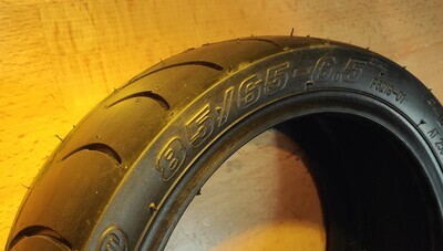 AoXin Wanda 85/65-6.5 Semi-Slick Tyre (tubeless, OSH)  [DynoSlick P6219]