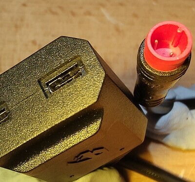 NAMI Horn Connector (cable suit Burn-e, Klima and Blast)