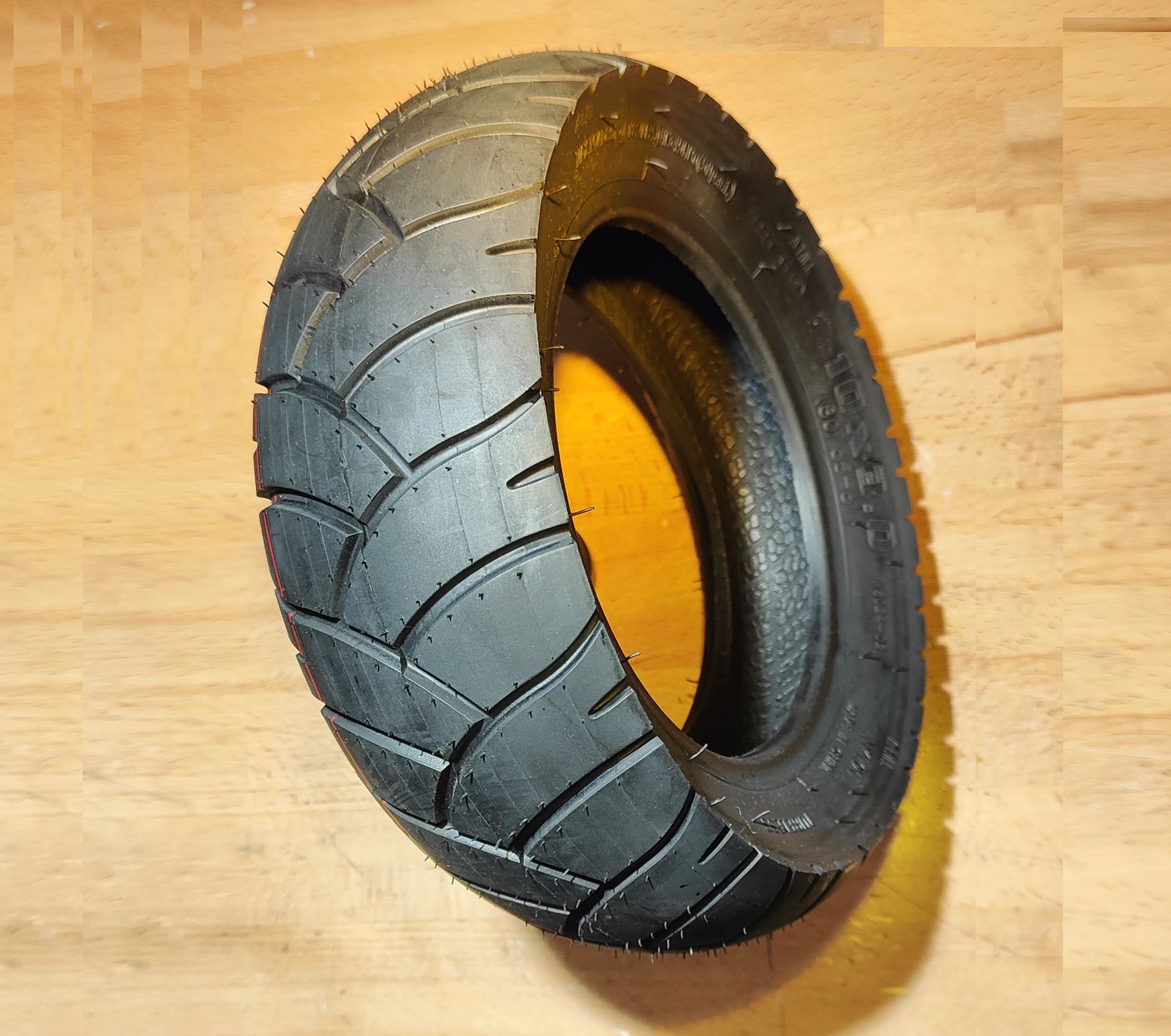 Xuancheng  10x3.0 (80/65-6) Road Tyre (tubeless) [TurboTread DynoRoad X8024]