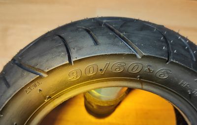 ULIP 90/60-6 Road Tyre (tubeless, OSH) [TurboTread DynoRoad HP-1005]