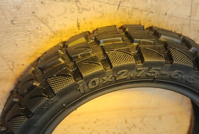 Xuancheng 10x2.75-6.5 Semi Off-Road Tyre (tubeless) [TurboTread DynoGrip TH-011A]