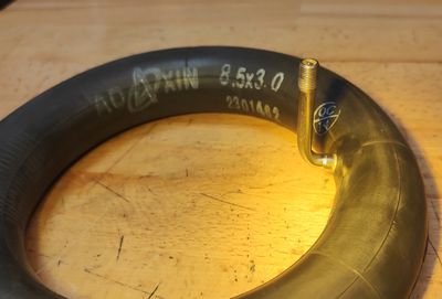 AoXin 8.5x3.0 {8.5x3} Tube 90 degree Long 60mm Valve
