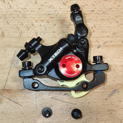 Zoom XTECH HB-100 2-Piston Semi-Hydraulic Brake Calliper (mechanical/cable suit select Kaabo Mantis 10) Zoom XTECH HB-100 2-Piston Semi-Hydraulic Brake Calliper (mechanical/cable suit select Kaabo Mantis 10)