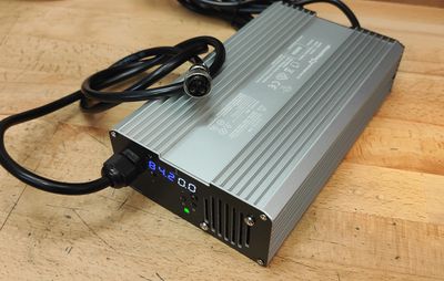 TurboCharge Fast Charger 67.2/84.0V for 60/72V GX16-3F 5/6A [YZ500]