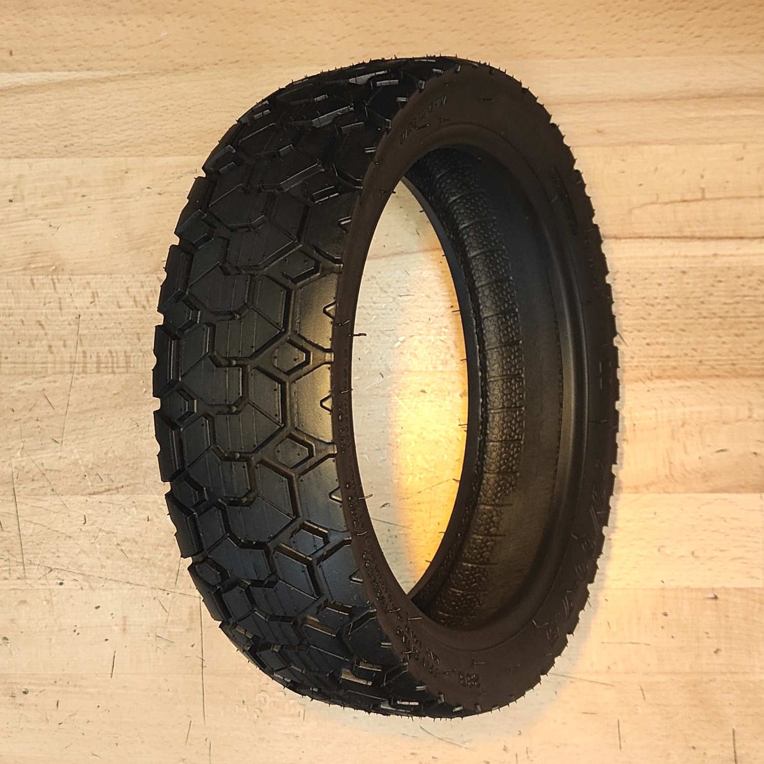 Yuanxing 70/60-7.5 Semi Off-Road Tyre (tubeless, OSH) [CY-397 28B]