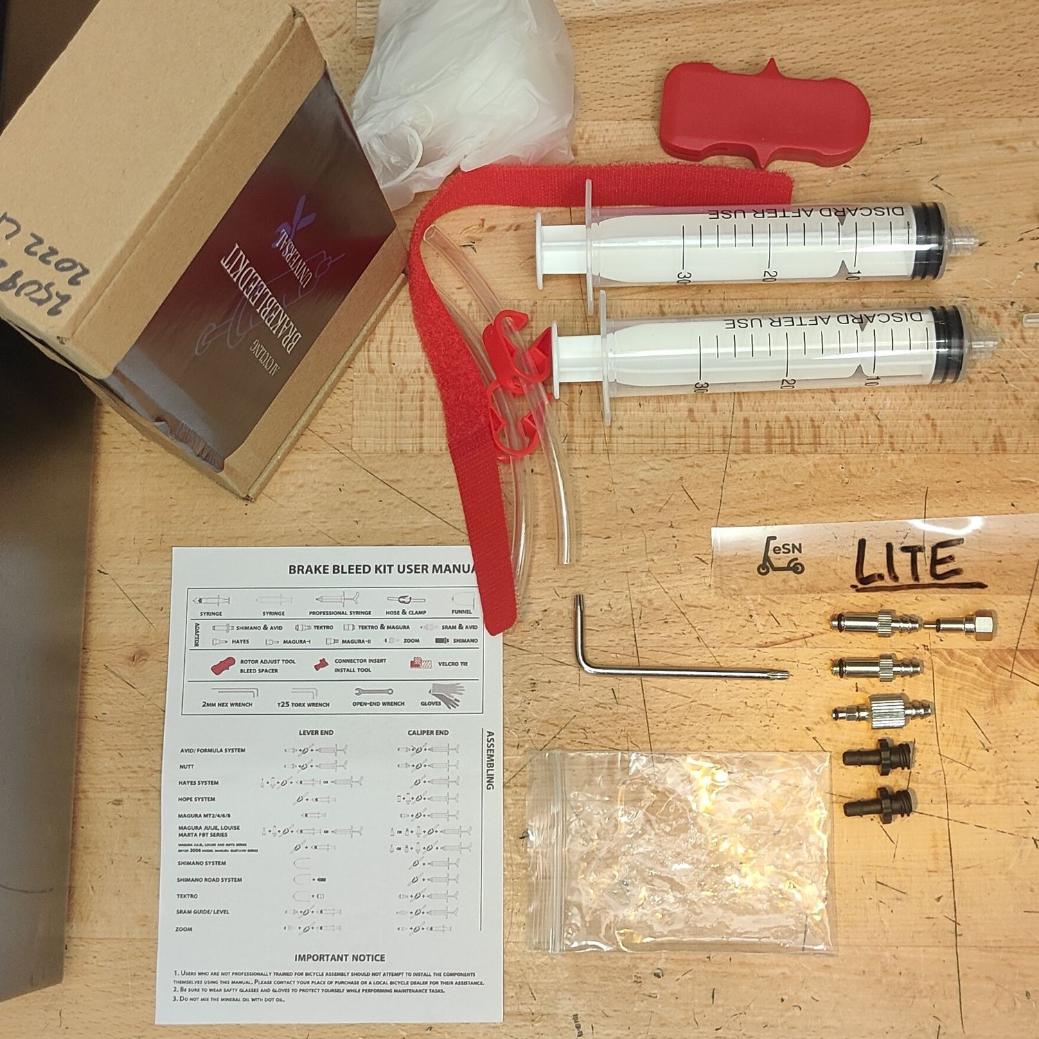 AI Cycling Hydraulic Brake Bleed Kit, Variant: LITE