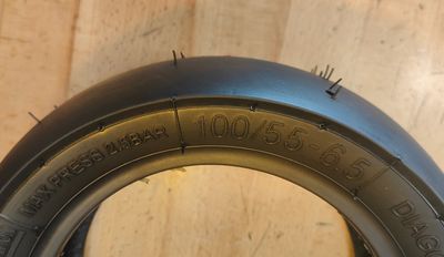 ULIP 100/55-6.5 Slick Road Tyre (tubeless) [TurboTread DynoSlick HP-1001]