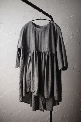 リネン ギャザーフレアブラウス Linen blouse 墨/Charcoal