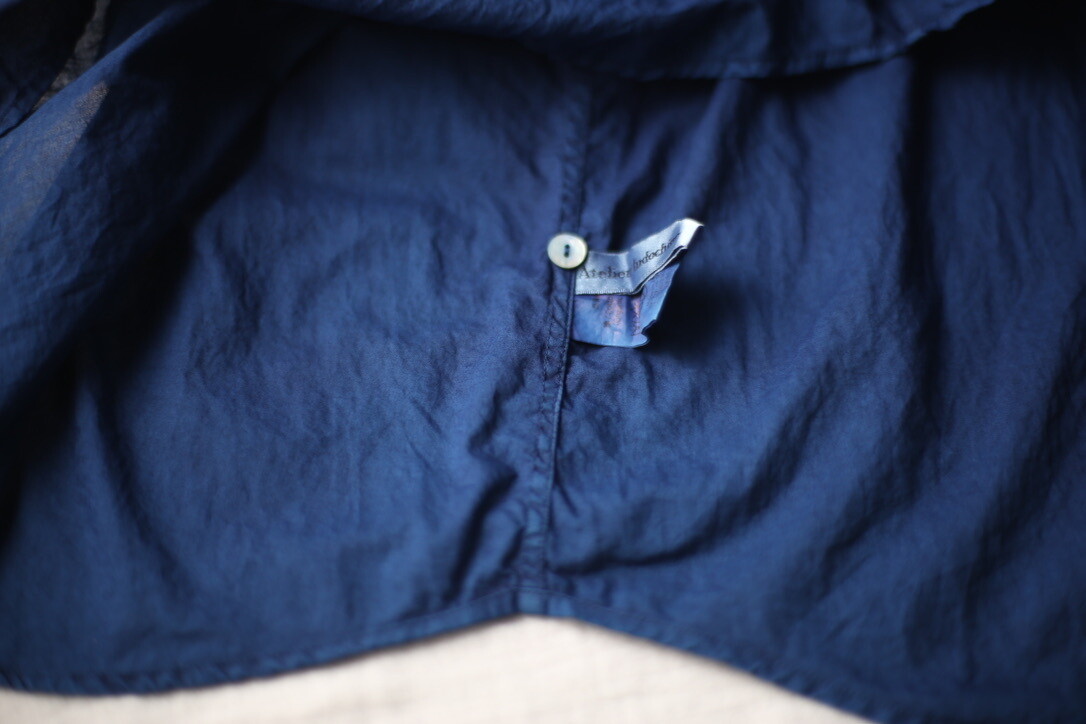Organic cotton blouse. Color: Indigo