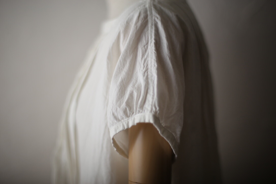 Khadi cotton tucked blouse: Natural