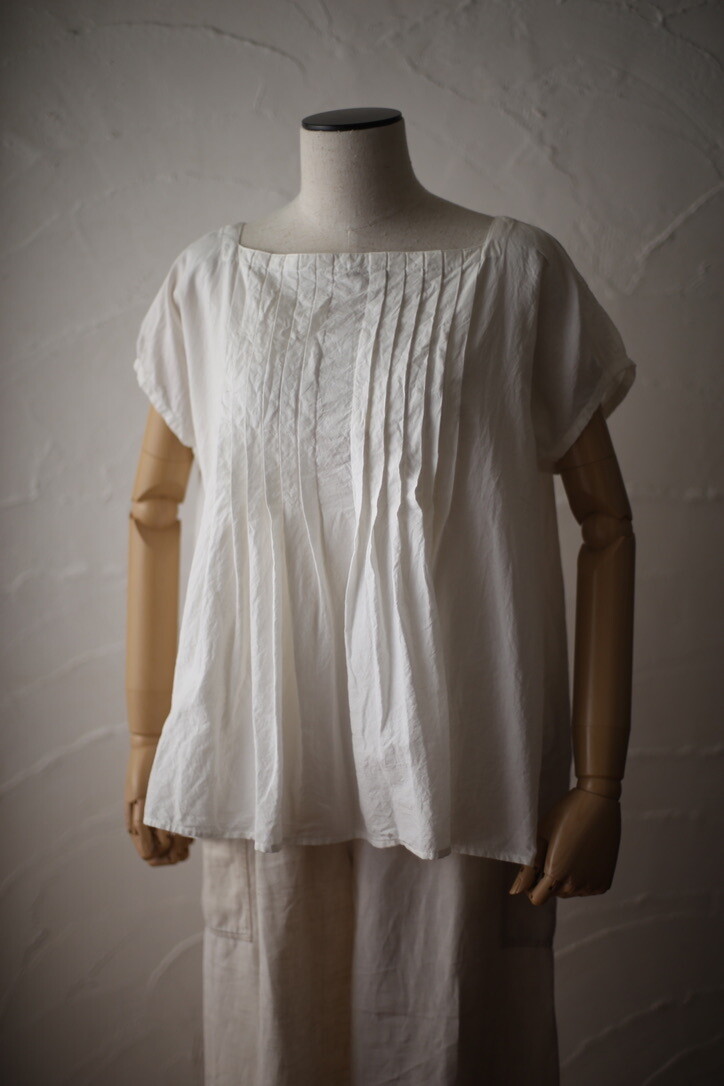 Khadi cotton tucked blouse: Natural