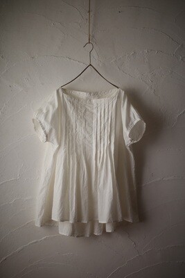 Khadi cotton tucked blouse: Natural