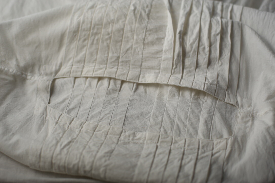 Khadi cotton tucked blouse: Natural