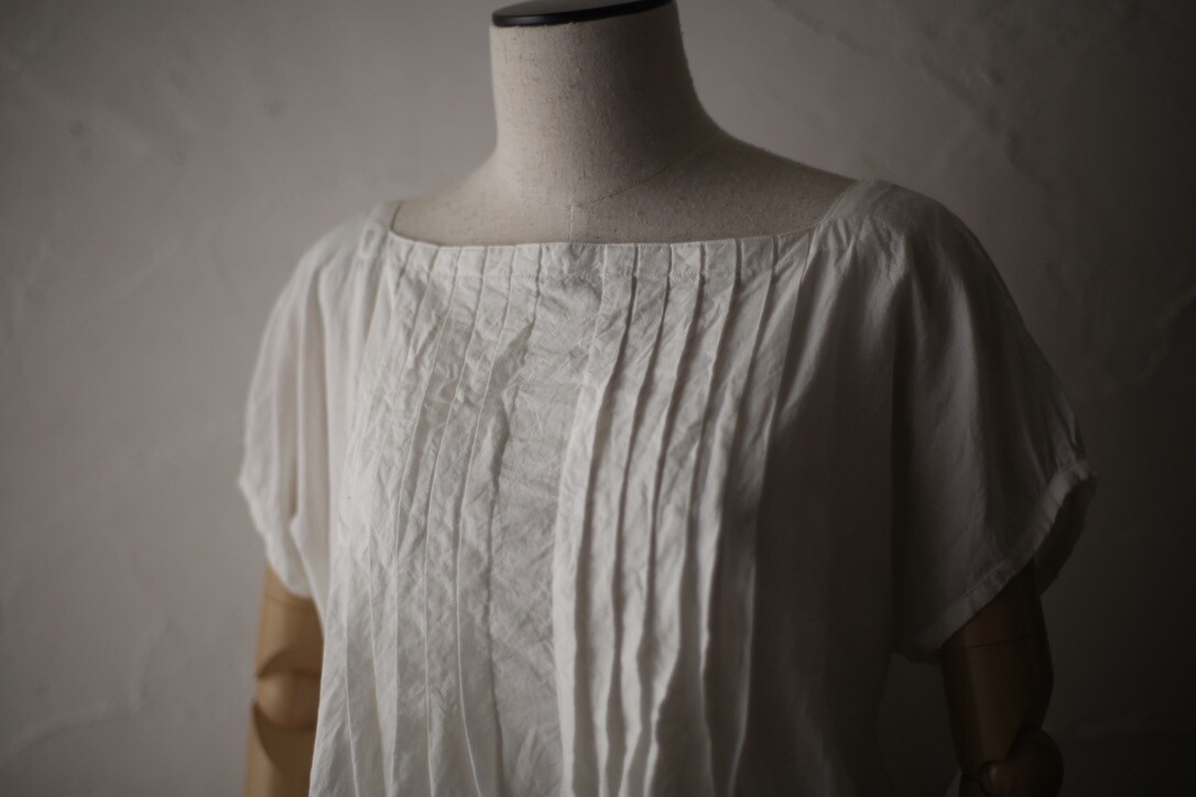 Khadi cotton tucked blouse: Natural