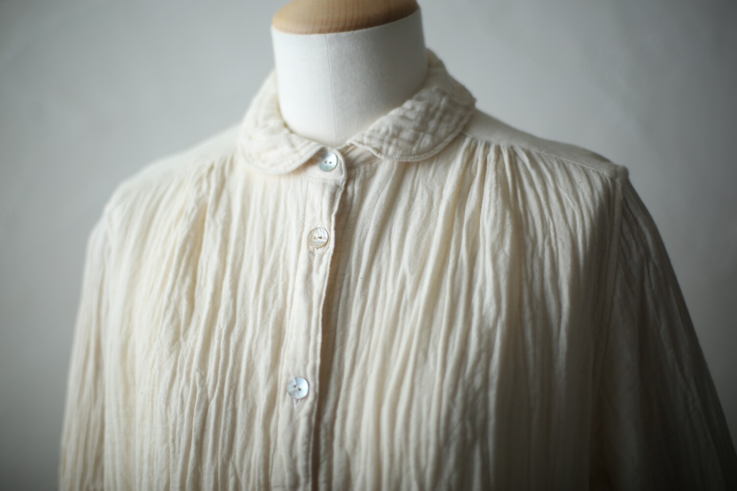 コットン ダブルガーゼブラウス Cotton double gauze blouse 「生成り/Neutral」