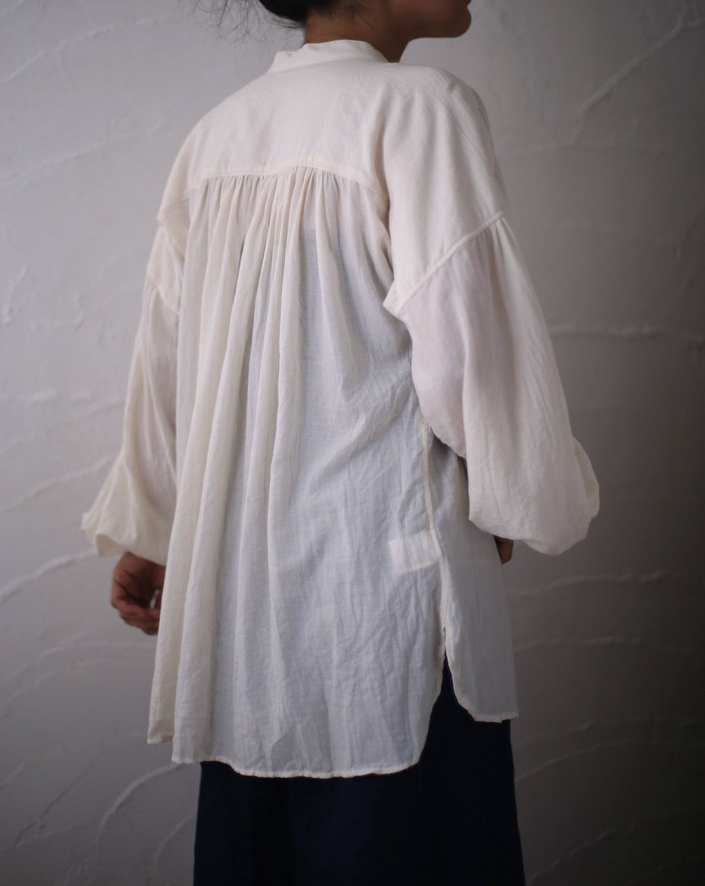 コットンシルクビエラ 前ボタンブラウス khadi cotton blouse 「生成り/Neutral」