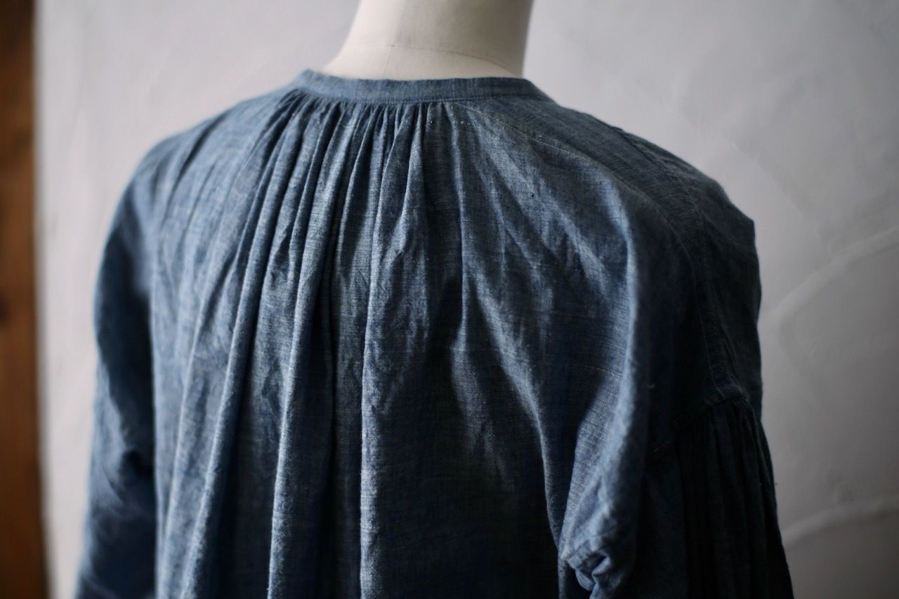 カディコットン カフタン風ブラウス/Khadi cotton pullover blouse「糸先染め 藍シャンブレー/Indigo chambray」
