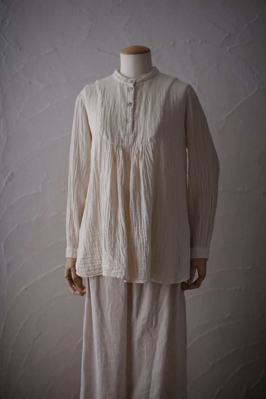 Cotton double gauze blouse Color:Neutral