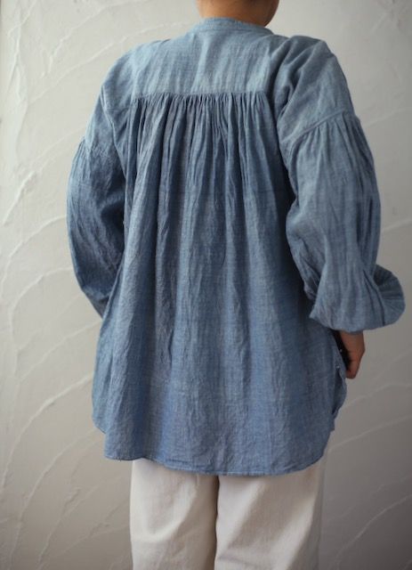 カディコットン 前ボタンブラウス khadi cotton blouse 「藍先染めシャンブレー/Indigo」